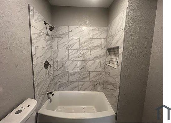 2nd image of 2515 E 20th St #1
