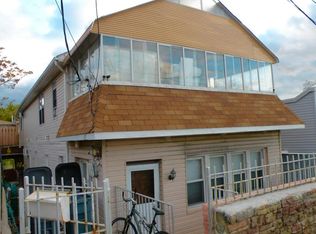 157 Bay 52 St, Brooklyn, NY 11214