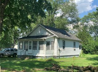 408 N Sheridan St, Pana, IL 62557