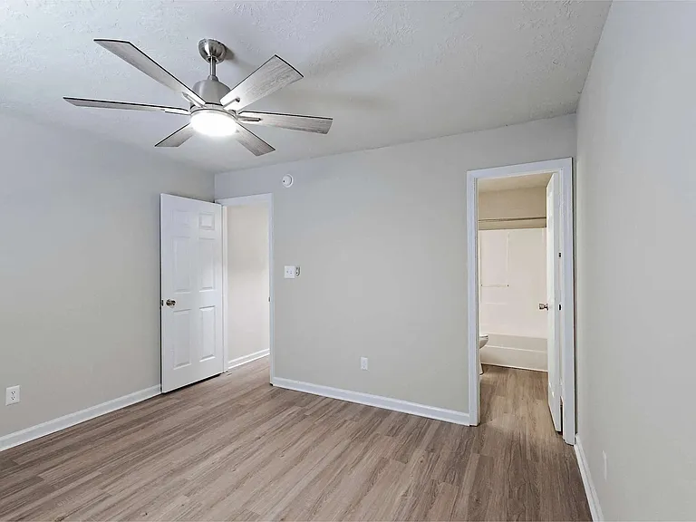 Sanctuary Apartments — Photo 14