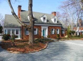 1218 S Blue Ridge Ave, Culpeper, VA 22701