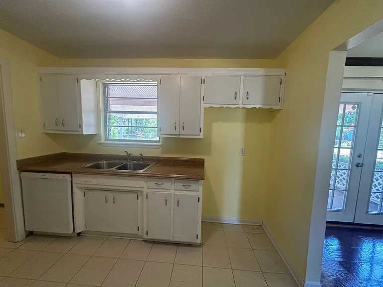 2524 Eagle Dr — Photo 31