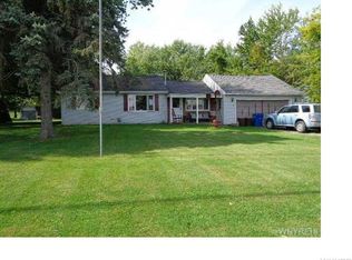 3708 Hartland Rd, Gasport, NY 14067