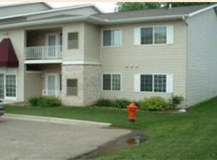 841B 37th Ave NW, Rochester, MN 55901