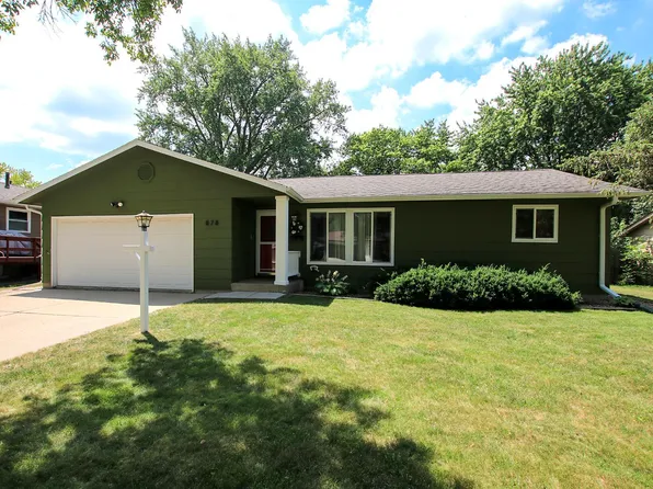 878 Oak St NE, Hutchinson, MN 55350