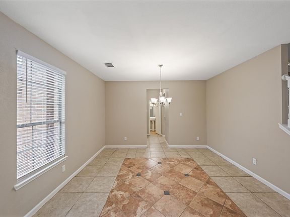 4th image of 16306 Autumn Leigh Dr