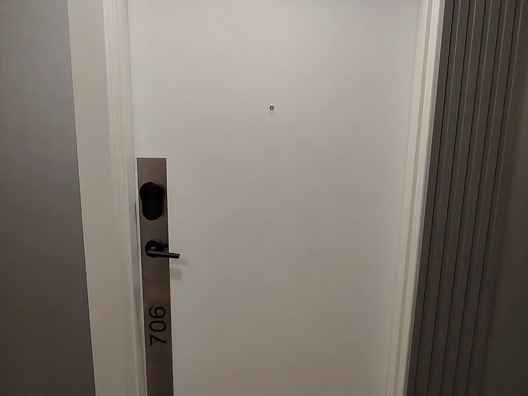 85 Oneida Cres #706 — Photo 3