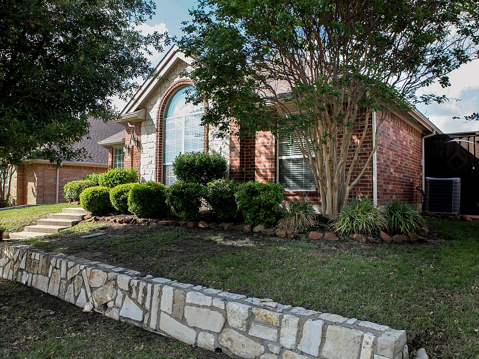 1st image of 7704 Pleasant Valley Trl