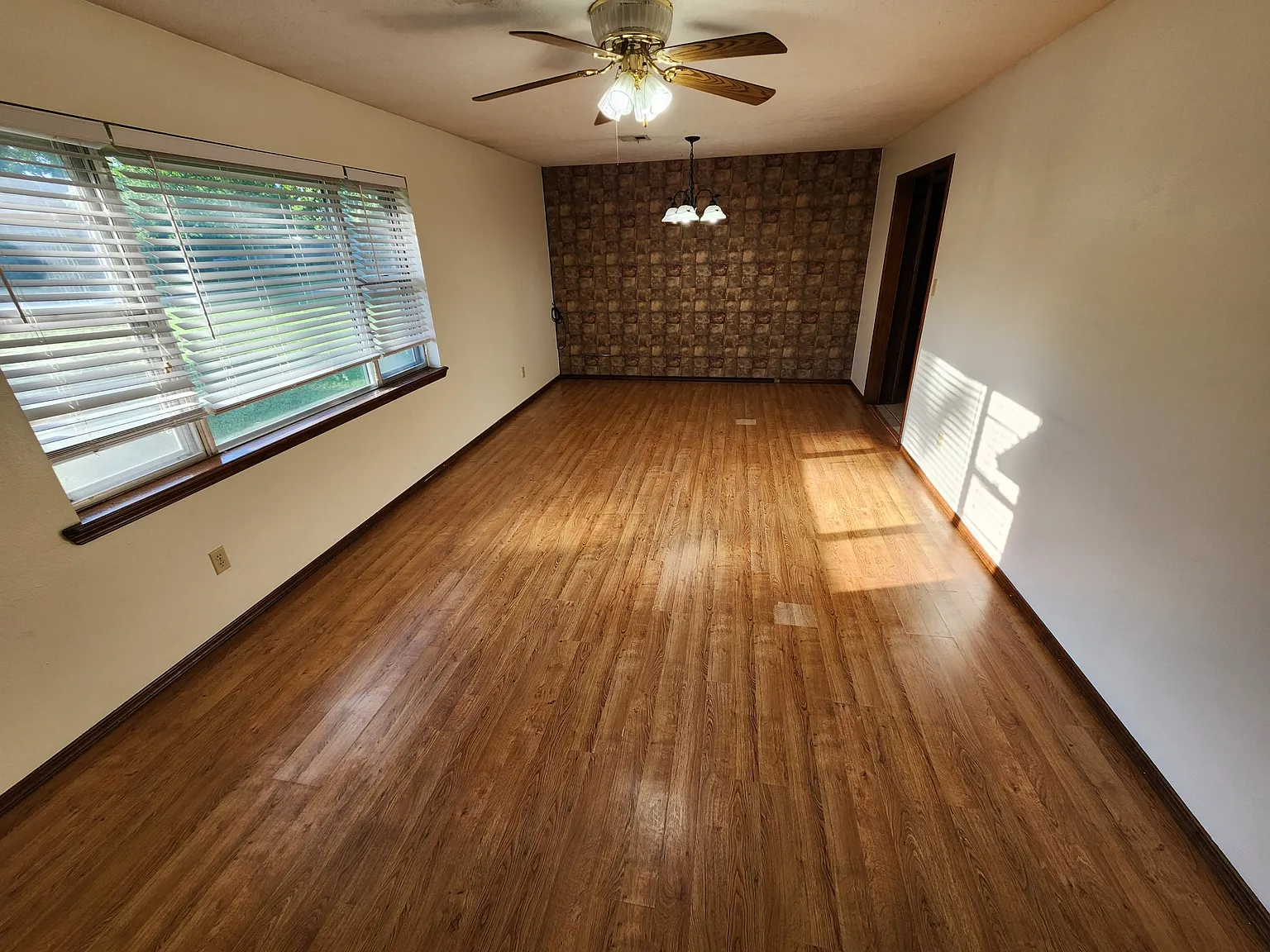 329 South Morrison Drive- K. Elliott - 1 — Photo 3