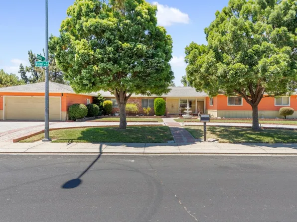 827 Walnut Way, Modesto, CA 95351