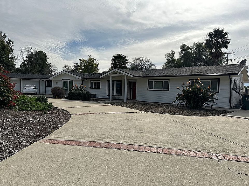 1st image of 1575 El Monte Dr
