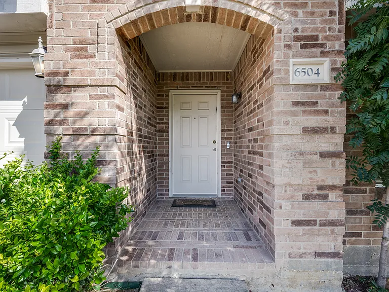 6504 Corral Ln — Photo 20