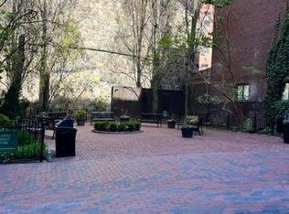 52 Temple St APT 2, Boston, MA 02114