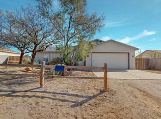 24 1st St NE, Rio Rancho, NM 87124