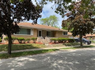 32 Elizabeth St, Calumet City, IL