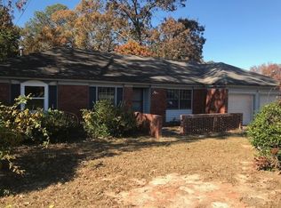 123 Ridgedale Dr, Warner Robins, GA 31088