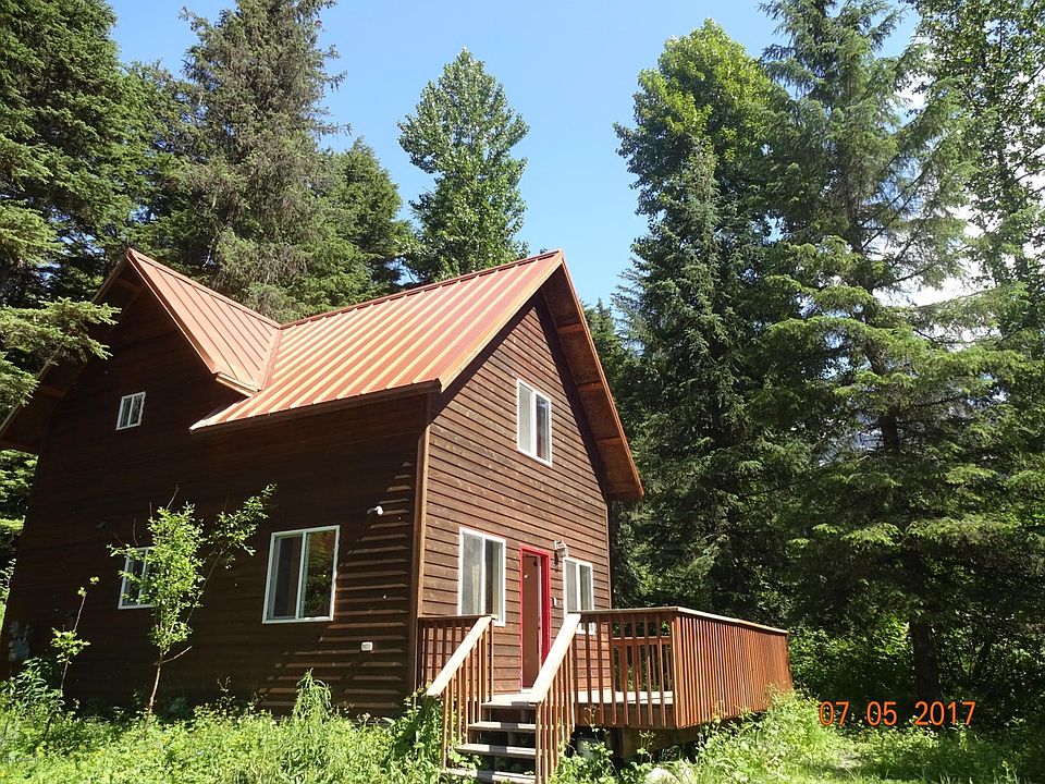 1st image of 104 Mount Hood Dr