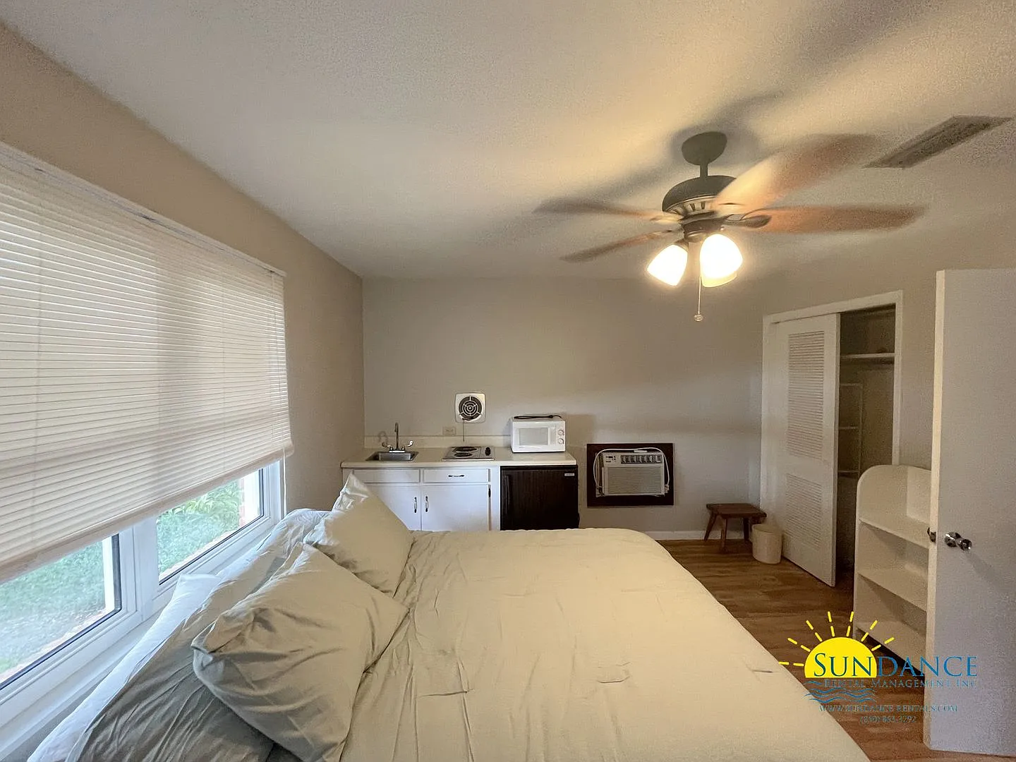 Waterfront mother-in-law suite, all utilities are included! — Photo 4