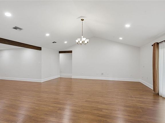 5th image of 402 Avenue A