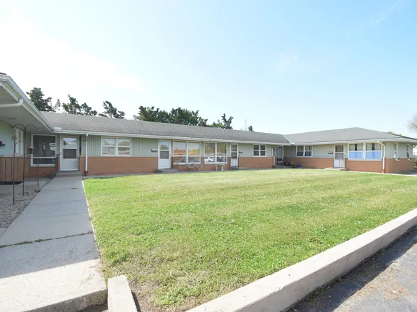 981 E Washington St, Rensselaer, IN 47978