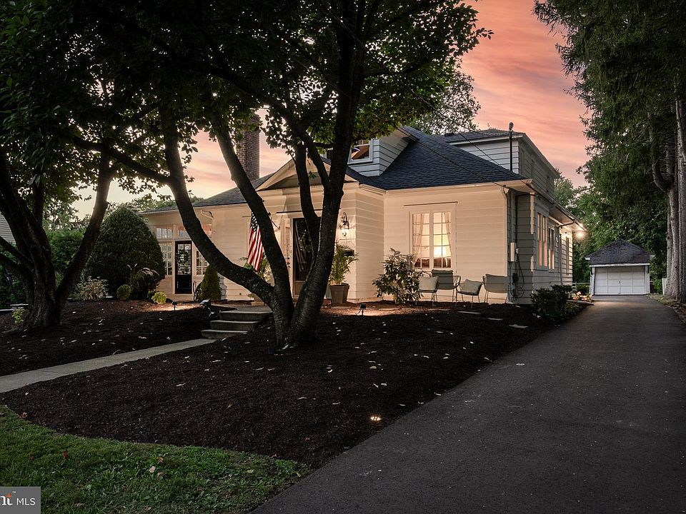 15 W Maple Ave, Moorestown, NJ 08057 Zillow