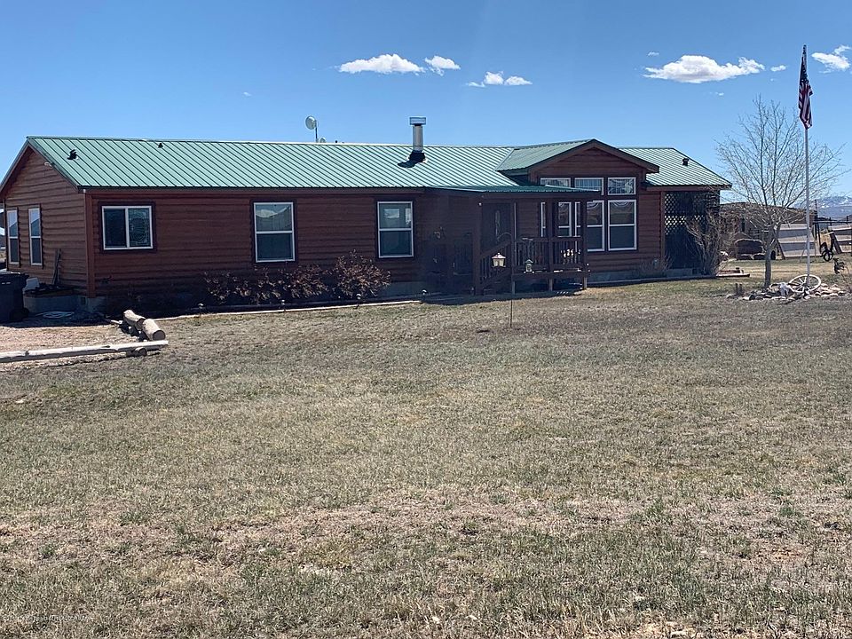 1st image of 14 Tanner Ln