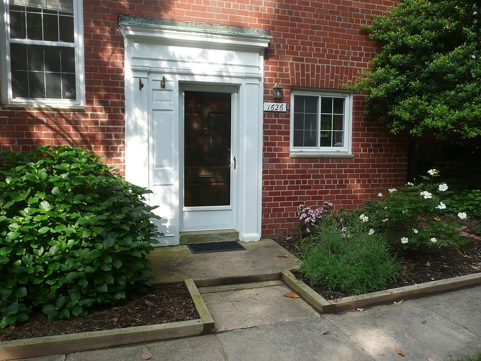 1st image of 1626 Mount Eagle Pl