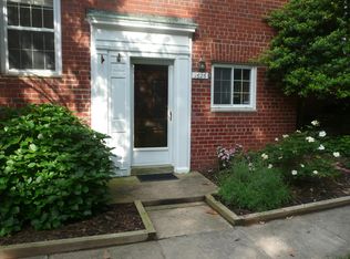 1626 Mount Eagle Pl, Alexandria, VA 22302