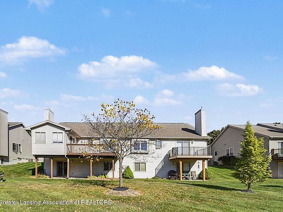 4th image of 419 White Pine Blvd