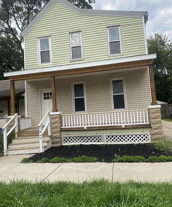1st image of 1947 W 58th St #2