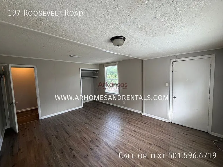 197 Roosevelt Rd — Photo 8