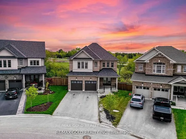 201 McFarlane Cres, Centre Wellington, ON N1M 0G3