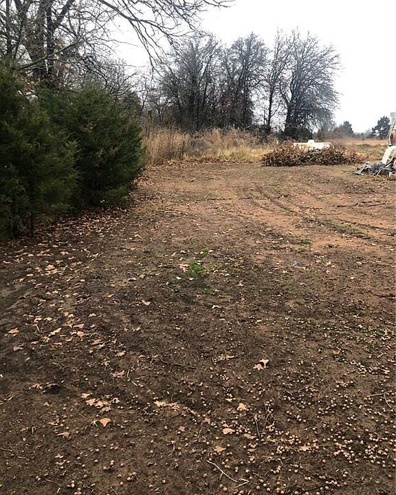 2nd image of 339603 E 890th Rd