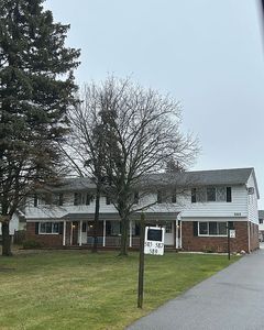 587 Pointe Tremble Rd APT 5, Algonac, MI, 48001
