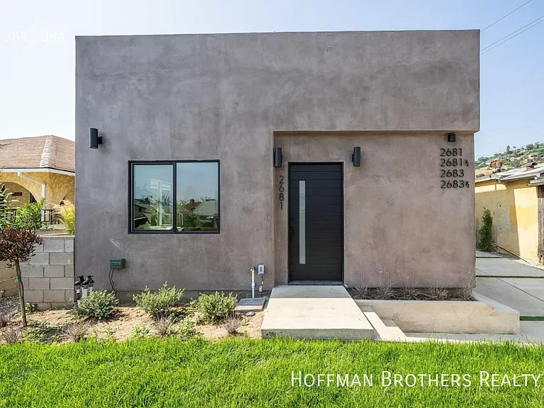 2681 Roseview Ave — Photo 21