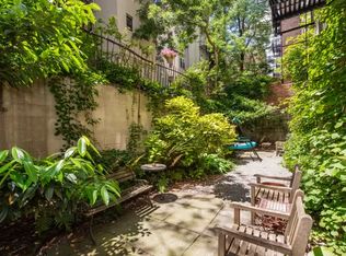 232 E 6th St APT 1C, Manhattan, NY
