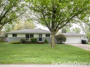 1391 Woodland St, Jenison, MI 49428