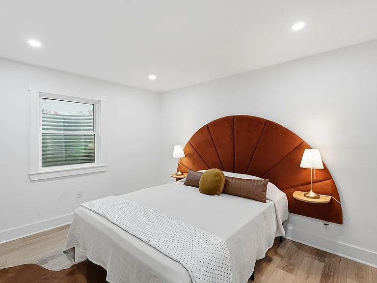 1355 Longfellow St NW — Photo 14