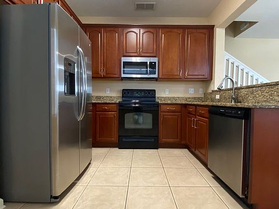2nd image of 1111 Peralta Ct