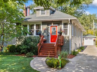 324 S Riverside Dr, Villa Park, IL 60181