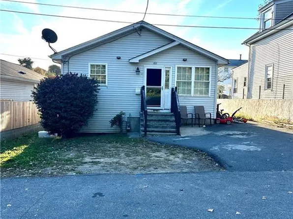 100 Eliza St, Providence, RI 02909