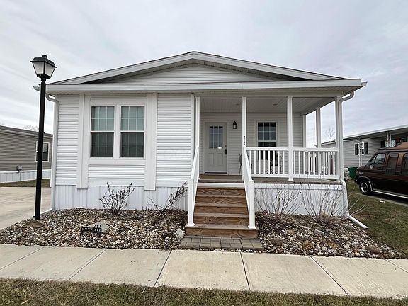 2nd image of 242 Rosie Ave