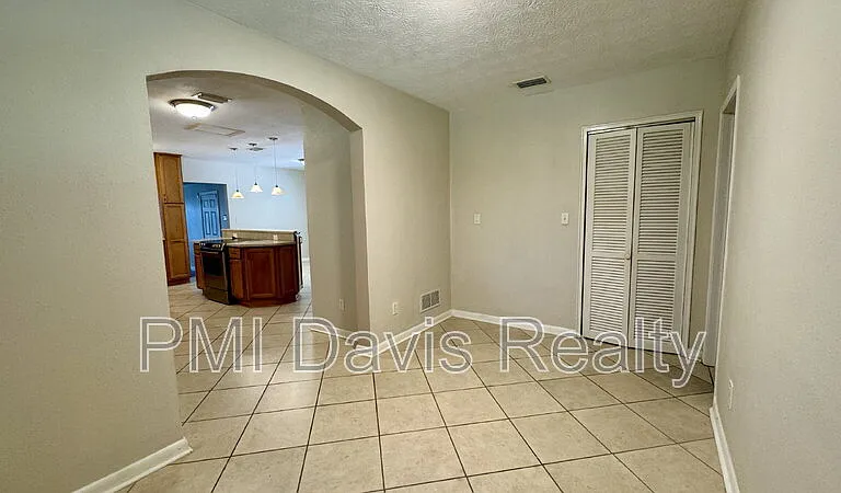 2543 Holly Point Rd W — Photo 17
