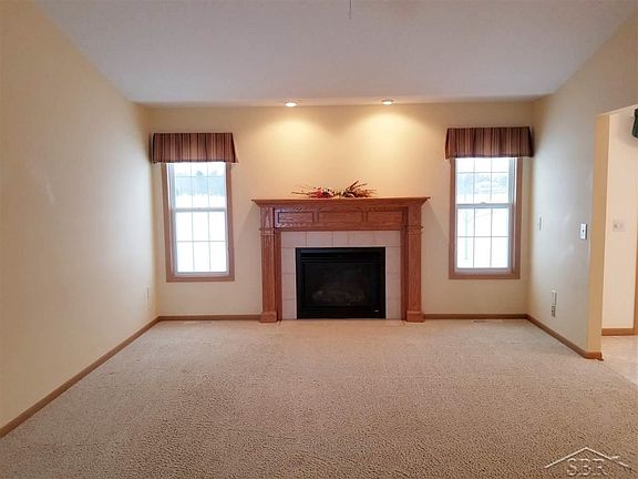 2nd image of 5835 S Lakecress Dr