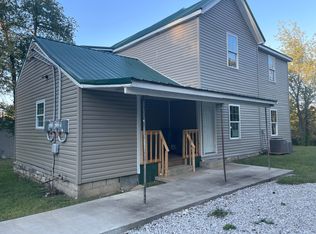 104 1st St, Cynthiana, KY 41031