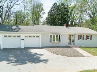 414 Patton St, Morganton, NC 28655