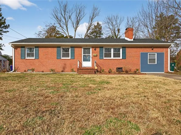 10 Bonita Dr, Newport News, VA 23602
