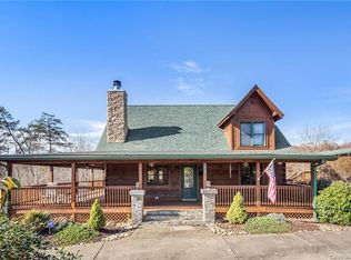 624 Laurel Lakes Pkwy, Lake Lure, NC 28746