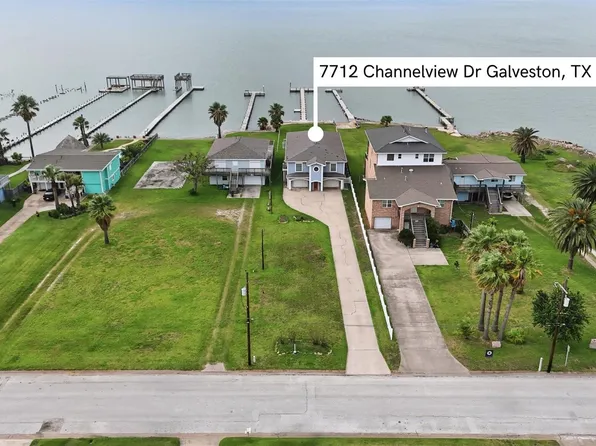 7712 Channelview Dr, Galveston, TX 77554