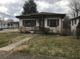 1101 Park Ave, Nitro, WV 25143